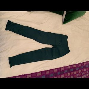 Lululemon high waisted ribbed 7/8 leggings